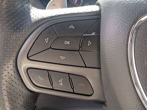 Used 2024 Dodge Durango GT RWD image 17