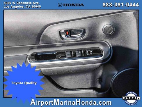 Used 2015 Toyota Prius C Three image 23