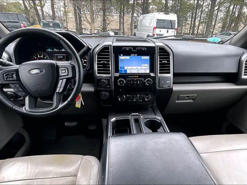 Used 2016 Ford F150 XLT w/ Equipment Group 302A Luxury image 14