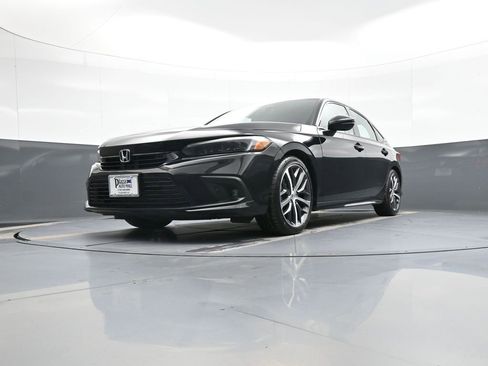 Used 2023 Honda Civic Touring image 26