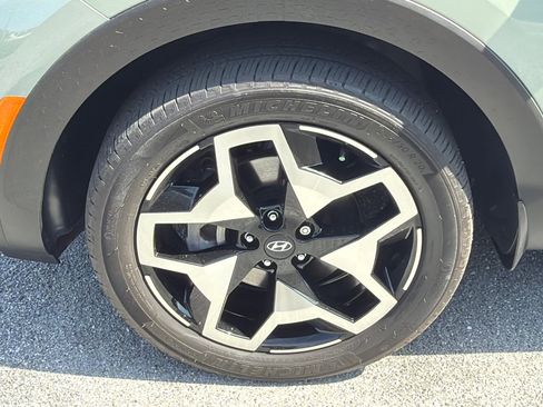 Certified 2023 Hyundai Santa Cruz Limited image 11