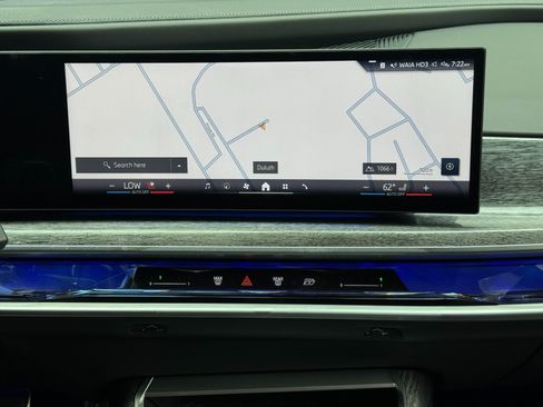 Used 2023 BMW 740i RWD image 23