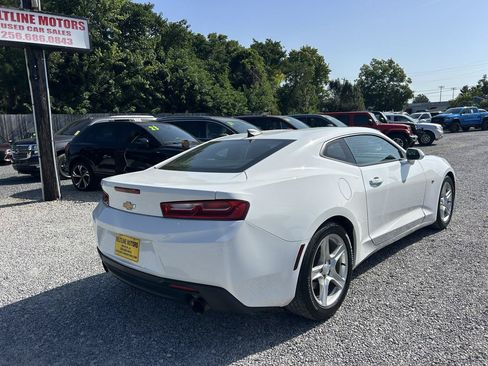 Used 2018 Chevrolet Camaro LT RWD image 2