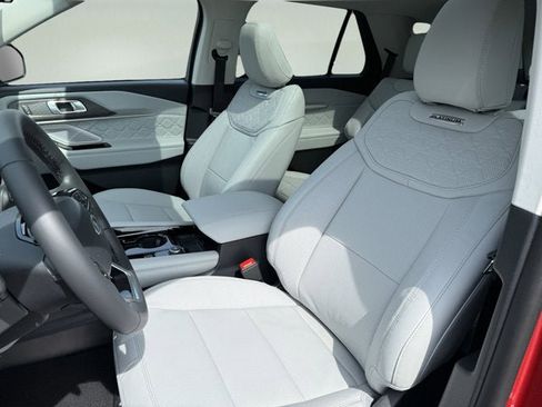New 2026 Ford Explorer Platinum AWD/4WD image 8