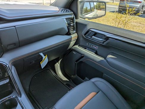 New 2026 GMC Sierra 1500 AT4 image 18