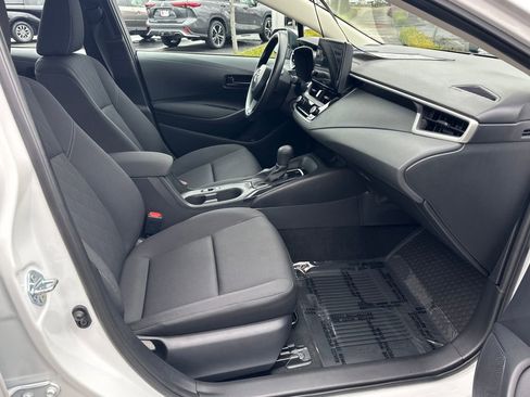 Certified 2025 Toyota Corolla LE image 17