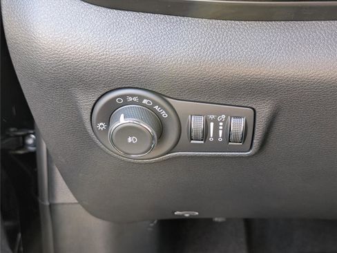 New 2026 Jeep Compass Limited image 16