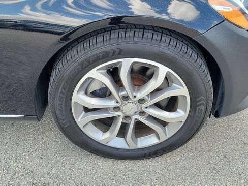 Used 2016 Mercedes-Benz C 300 4MATIC Sedan image 8