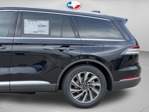 New 2026 Lincoln Aviator 2WD image 31