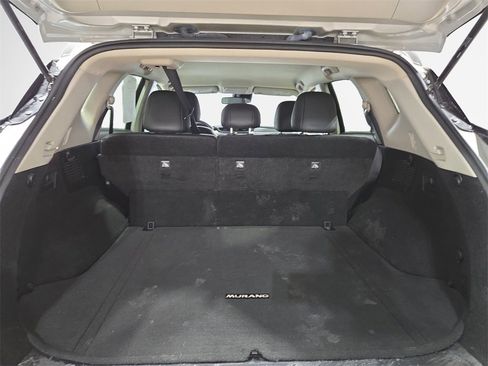 Used 2023 Nissan Murano SV image 25