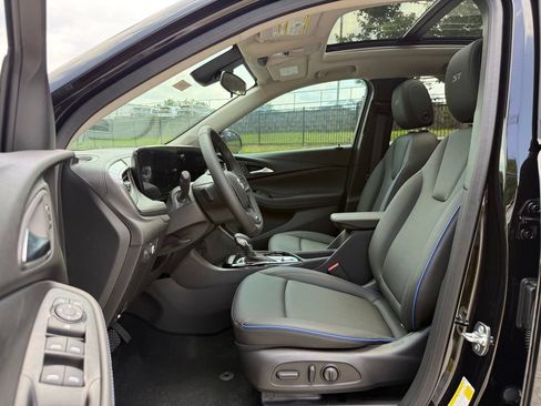 New 2026 Buick Encore GX Sport Touring w/ Advanced Technology Package FWD image 19