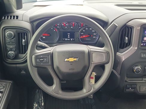 Used 2020 Chevrolet Silverado 2500 Custom w/ Custom Value Package image 21