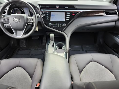 Used 2020 Toyota Camry LE image 13