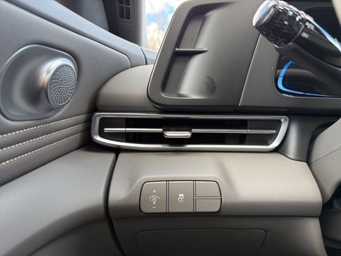 New 2026 Hyundai Elantra Sport image 28