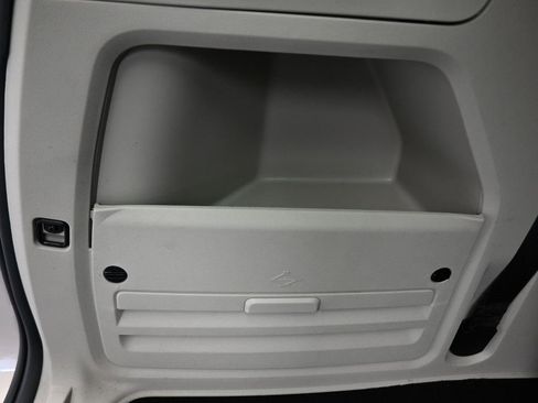 Used 2016 Dodge Grand Caravan SXT w/ Rear Park Assist Package image 53