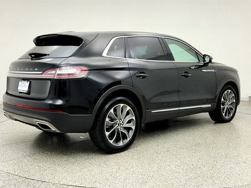 Used 2023 Lincoln Nautilus Reserve AWD/4WD image 5