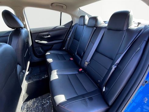 Used 2024 Nissan Sentra SR w/ SR Premium Package image 26