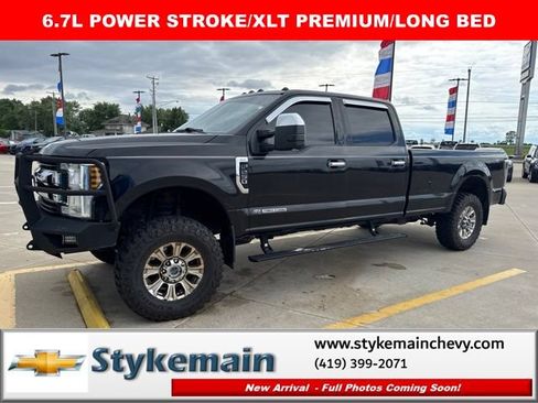 Used 2018 Ford F250 XLT w/ XLT Premium Package AWD/4WD image 1