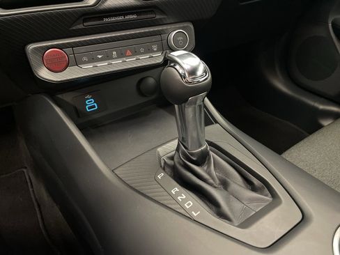 Used 2024 Ford Mustang Convertible image 18