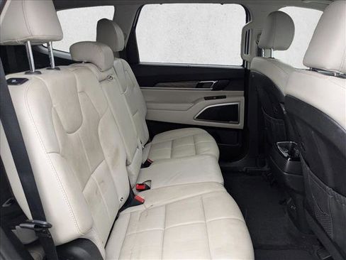 Used 2020 Kia Telluride EX image 16