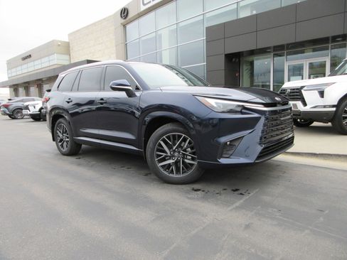 New 2026 Lexus TX 350 AWD image 13