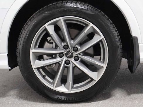 Used 2024 Audi Q3 2.0T Premium AWD/4WD image 35