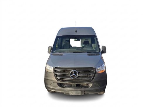 Used 2019 Mercedes-Benz Sprinter 170 image 2