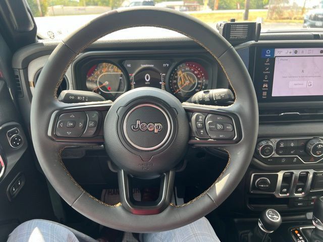 Used 2024 Jeep Wrangler Sport AWD/4WD image 14