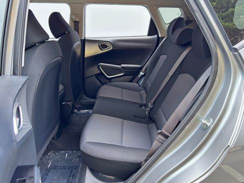 Used 2022 Kia Soul LX w/ Technology Package FWD image 33