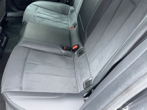 Used 2022 Audi A5 2.0T Premium Plus image 43