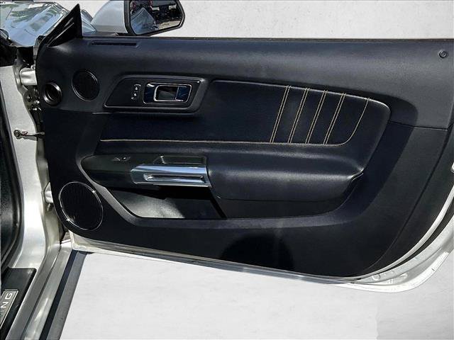 Used 2016 Ford Mustang GT Premium w/ Equipment Group 401A RWD image 16