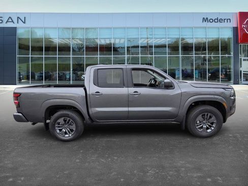 New 2026 Nissan Frontier SV image 4