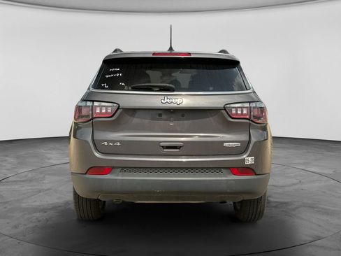 Used 2024 Jeep Compass Latitude AWD/4WD image 8