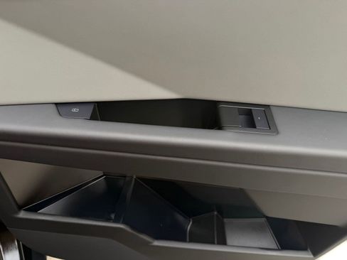 Used 2025 Tesla Cybertruck Cyberbeast image 19