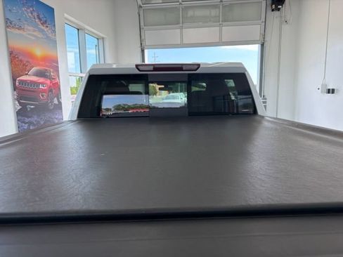 Used 2020 Chevrolet Silverado 1500 RST AWD/4WD image 8