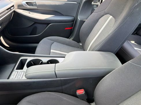 Used 2025 Hyundai Sonata SEL FWD image 13