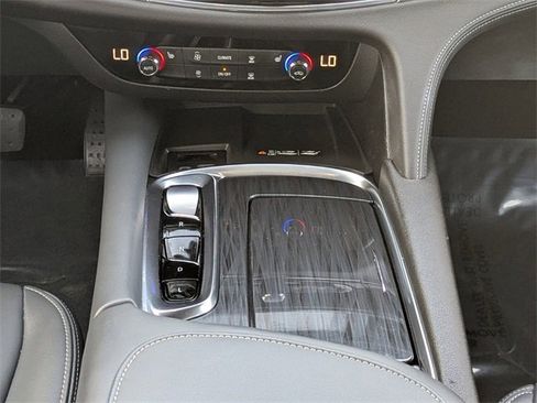 Used 2023 Buick Enclave Essence w/ Experience Buick Package image 22