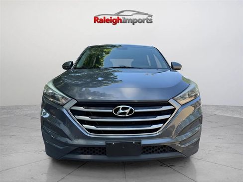 Used 2018 Hyundai Tucson SE FWD image 3