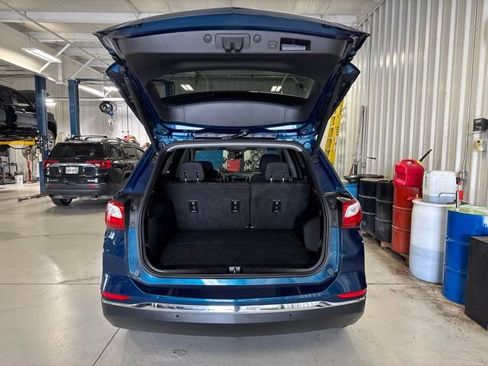 Used 2019 Chevrolet Equinox LT FWD image 9