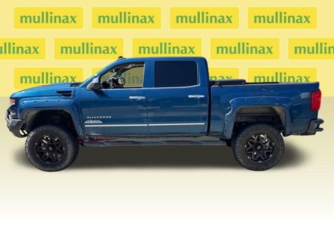 Used 2018 Chevrolet Silverado 1500 LTZ Z71 w/ LTZ Plus Package AWD/4WD image 12