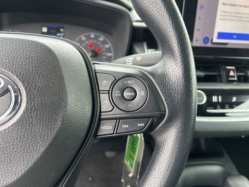 Used 2024 Toyota Corolla LE image 19