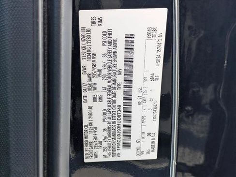Used 2017 Ford Escape Titanium FWD image 25