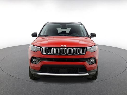 Used 2025 Jeep Compass Limited AWD/4WD image 2