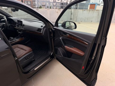 Used 2018 Audi Q5 2.0T Premium Plus w/ Premium Plus Package AWD/4WD image 20