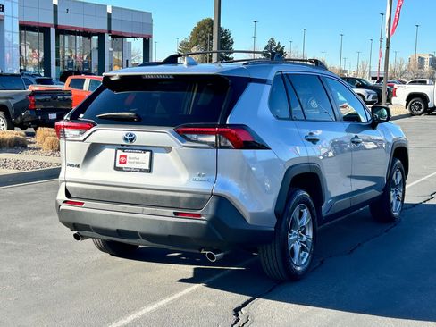 Used 2024 Toyota RAV4 LE image 5