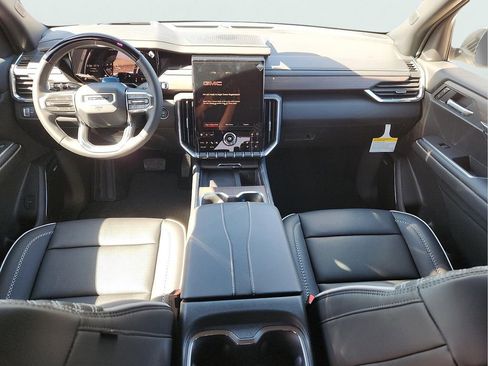 New 2026 GMC Acadia Denali w/ Super Cruise Package FWD image 15