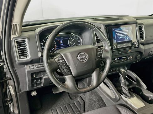 Used 2023 Nissan Frontier SV w/ SV Convenience Package AWD/4WD image 18