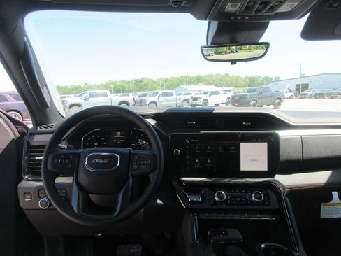 New 2026 GMC Sierra 1500 AT4 image 17