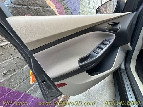 Used 2012 Ford Focus SE image 15