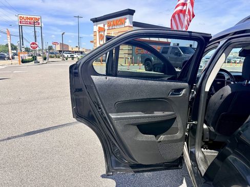 Used 2017 Chevrolet Equinox LT w/ Convenience Package FWD image 24